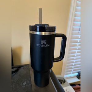 Stanley Cup 40 oz Tumbler Black